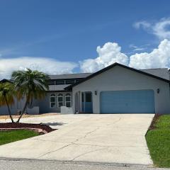 3-bedroom Furnished Retreat In The Gulf Cove Community