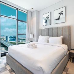 2 Bedroom Apartment in Business Bay Gym, Pool & View