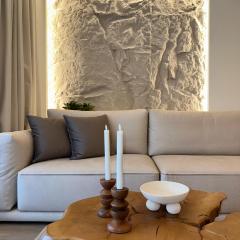 Luxury apartment 70m2 with 2 bedrooms ,balcony and jacuzzi , Downtown Thessaloniki