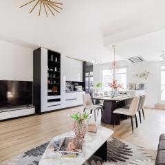 Penthouse with Terraces, Sky Garden & Free Parking