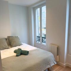 Bright & Stylish Stay | Batignolles Paris