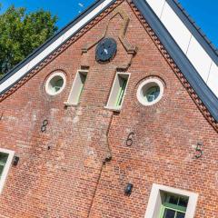 Alte Schule Klassenzimmer 1 2