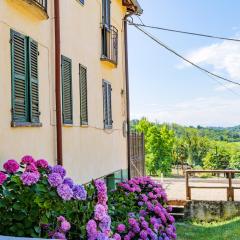 Large country house among the hazelnuts - Unesco