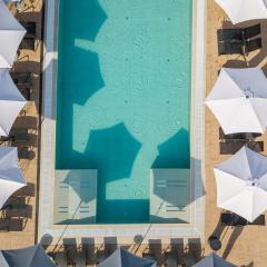 CE Plaza Hotel
