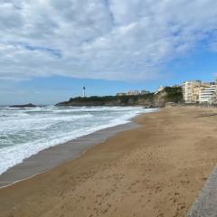 Cozy nest for 2 with balcony & beach access