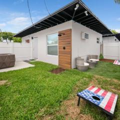 Modern Apt Near Las Olas Beach