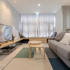 Chic & Cozy 2BR Suasana Suite 6 FREE Parking