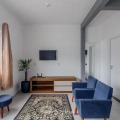 Casa 1Q c/ churrasq. garagem em Penha JCS0004