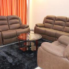 The best beautifully furnished apartments in kilimani near yaya center ,close proximity to major shopping malls ,restaurants with luxurious modern facilities