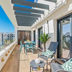 Paradise 77 Penthouse with Private Jacuzzi VM65