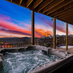 Grand Vista Lodge | Pool, Hot Tub & Epic Views