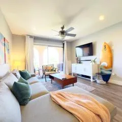 2 bed 2 bath penthouse condo with AC and Ocean Views