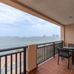 Peaceful 2 Bedroom with Beautiful Full Palm Waters Views