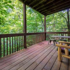 2BR Retreat w Hot Tub, Pets friendly