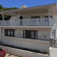 Sunsets & Surf Beach House near Puerto Nuevo