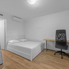 Studio with Balcony Access in Central Bowen Hills