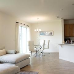 New 4BR Lakeland Home with Whole-Home Water Purifier