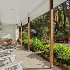 Salt and Stone Modern Pearl Beach Stay 2 Mins to Ocean