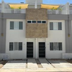 Cancun 15, Rooms for rent, Close to Cancun airport, free Pick Up