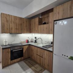 Τριάρι διαμέρισμα στο ισογειο