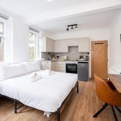Pass the Keys The Nest Studio - Stylish Central Croydon Retreat