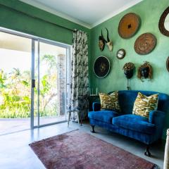 Coral Tree Cottage at Villa Roc Guesthouse, Salt Rock Ballito, Solar Power