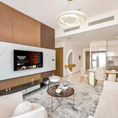 Sky High 2BR I Burj Khalifa Views & Mallside Charm I Dowtown Dubai