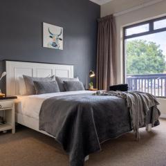 Plett Escape - Central & Walk to the Beach