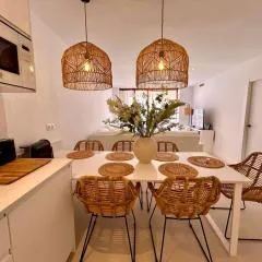 LUXURY ALTEA Campomanes
