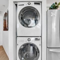 Spacious 2BR in Miami Bay Views plus Balcony