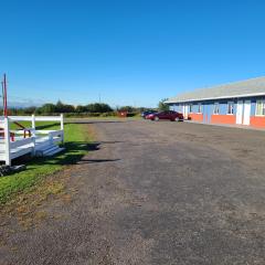 Countryview Motel & Restaurant