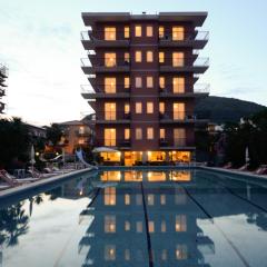 Perla Marina Apartments