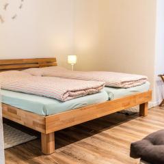 Annas Place im Haus zer Briggu Saas-Grund
