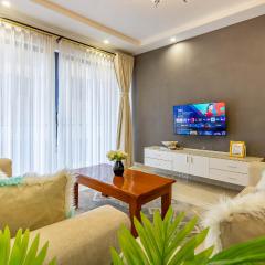 Hill Side44- Urban Oasis