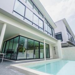 Harmony Exclusive Villa Bang Tao Phuket
