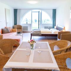 Apartment Wohnung Garten 1 Seeblick by Interhome