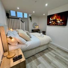 Edin Central 4 bedroom Apartment Fully Renovated