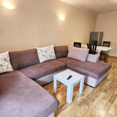 Green House Apartment