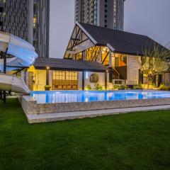 Saga Pool House