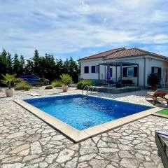 Villa Fairyland
