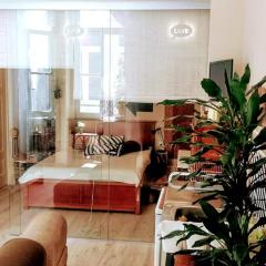 Family&Friends 1 - cosy&central