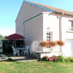Charmant Gîte Historique avec Randonnée et Hébergement pour Chevaux – Choiseul, France - FR-1-611-23