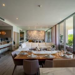 3BR Luxury Condo w/ Private Rooftop Pool & Gym