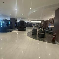 Shore Residecnes Infront of MoA, Netflix, Wifi