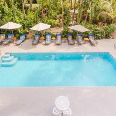 Casa del Pavo Real Boutique Hotel