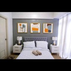 150 New Boulevard Condominium walking distance to Terminal 3