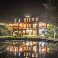 Sleeps 16 Hot Tub Sauna Dogs Welcome Ping Pong