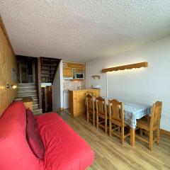 Appartement rénové 8 pers, pied des pistes, Les Menuires, balcon sud, services dispo - FR-1-452-171