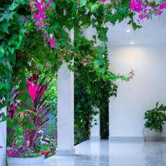 The Blossom 2BR Family Friendly Apt by Monalisa