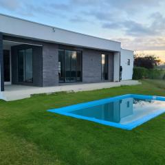 Casa con piscina en Condominio Lago Rapel BLQ